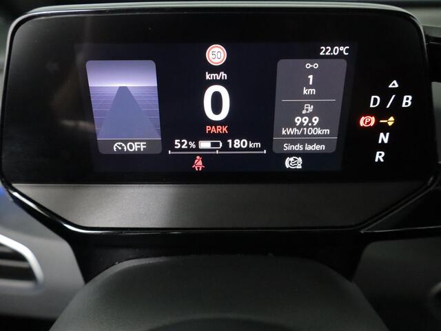Volkswagen ID.3 First 58 kWh 204 pk | SOH 92,93% | Navigatie | Trekhaak (afneembaar) | Parkeersensoren | Adaptieve cruise control | Stoel/stuur verwarming | Apple Carplay/Android Auto |