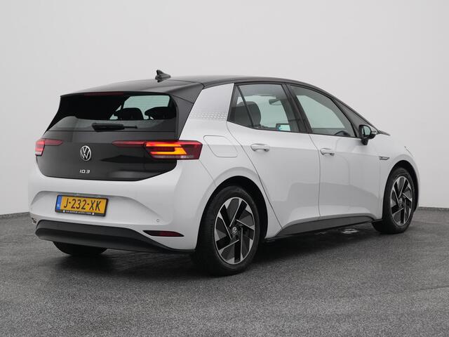 Volkswagen ID.3 First 58 kWh | ADAPTIVE | STOEL- EN STUURVERW.