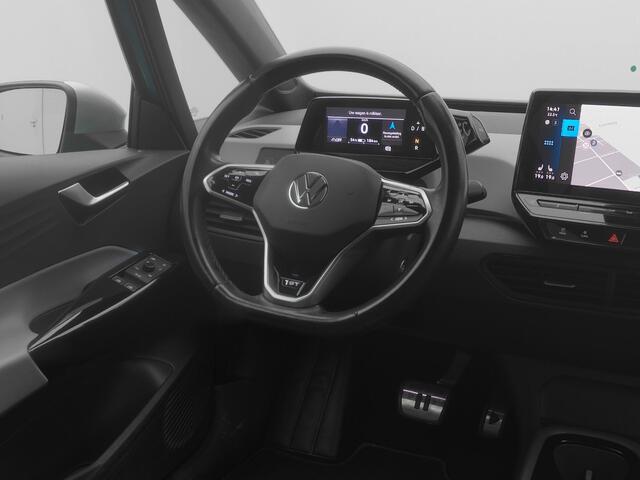 Volkswagen ID.3 First Plus 58 kWh | CAMERA | ADAPTIVE | STOEL- EN STUURVERW.