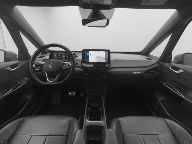 Volkswagen ID.3 First Plus 58 kWh | CAMERA | ADAPTIVE | LEDER | STOEL- EN STUURVERW.