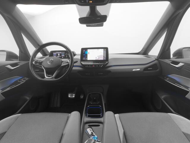 Volkswagen ID.3 First Plus 58 kWh | CAMERA | ADAPTIVE | STOEL- EN STUURVERW.