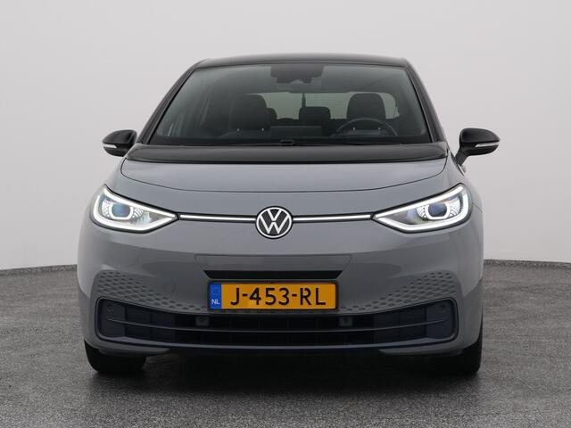 Volkswagen ID.3 First Plus 58 kWh | CAMERA | ADAPTIVE | STOEL- EN STUURVERW.