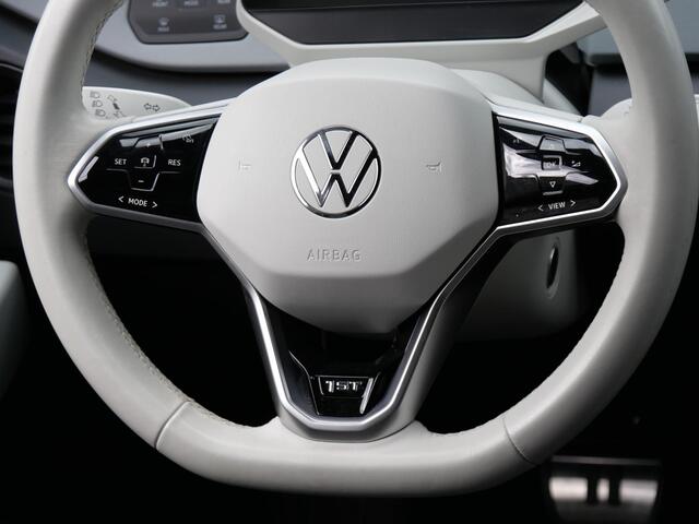 Volkswagen ID.3 58kWH 1ST PLUS/ TREKHAAK/ CAMERA/ KEYLESS/ ALL-SEASON/ SOH 91%