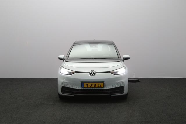 Volkswagen ID.3 Pro 146 PK 58 kWh, Stuur- & Stoelverwarming, Adap. Cruise Control, LED, Carplay, Navigatie