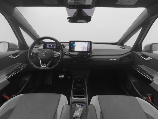 Volkswagen ID.3 First Plus 58 kWh | CAMERA | ADAPTIVE | STOEL- EN STUURVERW.