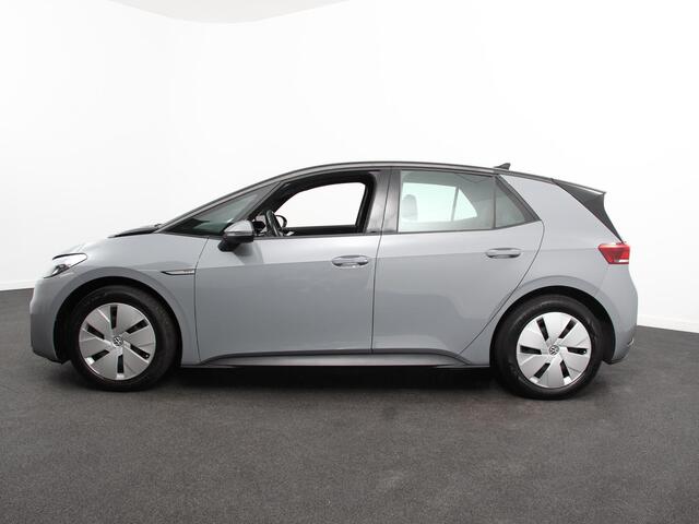 Volkswagen ID.3 Pro 58 kWh Navigatie Apple Carplay Android Auto Parkeersensoren Adaptive Cruise Control Full Led Stoel- en stuurverwarming Climate Control
