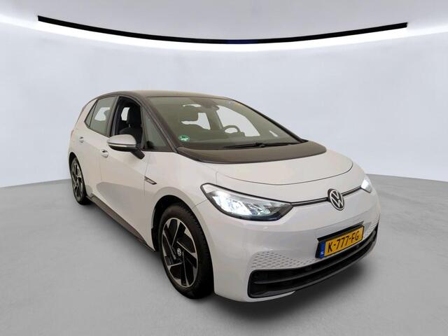 Volkswagen ID.3 First 58 kWh | Trekhaak | Navigatie | Android/Carplay | Stoelverw. 218