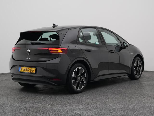 Volkswagen ID.3 First 58 kWh | ADAPTIVE | STOEL- EN STUURVERW. | TREKHAAK