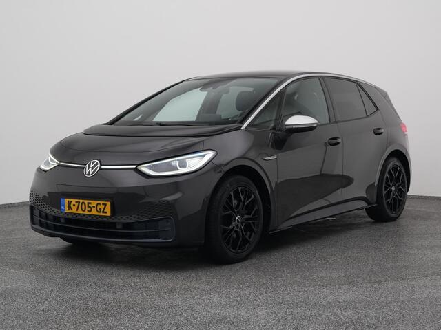 Volkswagen ID.3 First Plus 58 kWh | CAMERA | ADAPTIVE | STOEL- EN STUURVERW. | TREKHAAK