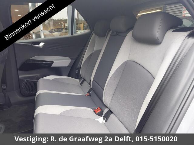 Volkswagen ID.3 First Plus 58 kWh SOH 91% | Stoelverwarming | Parkeersensoren | Apple Carplay & AndroidAUTO |