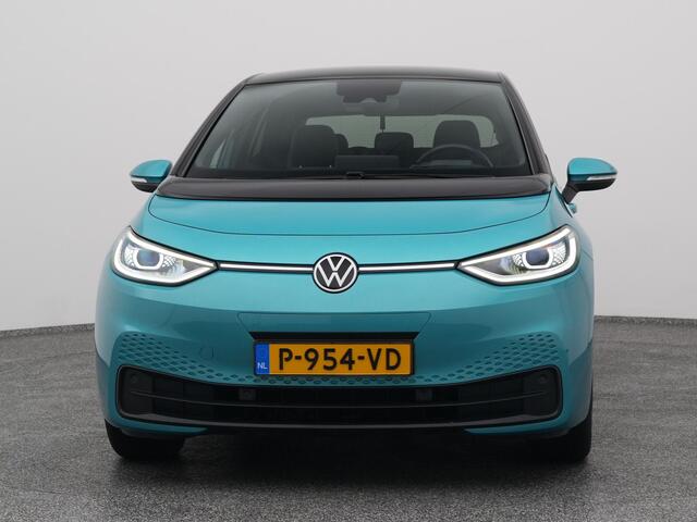Volkswagen ID.3 Business 58 kWh | PANO | CAMERA | ADAPTIVE | STOEL- EN STUURVERW.