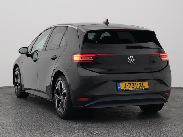 Volkswagen ID.3 First Plus 58 kWh | CAMERA | ADAPTIVE | STOEL- EN STUURVERW.