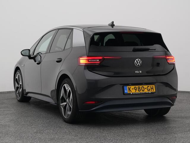 Volkswagen ID.3 First Plus 58 kWh | CAMERA | ADAPTIVE | STOEL- EN STUURVERW. | TREKHAAK