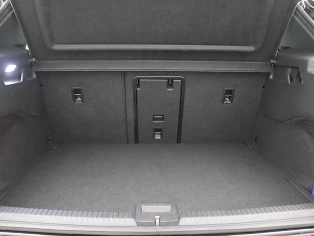 Volkswagen ID.3 Pro S Business 77 kWh 204PK Aut. Matrix LED-Verlichting, 360gr. Camera, Head-Up Display, 20" LM Velgen, Warmtepomp, Side Assist, Ergo Comfortstoelen