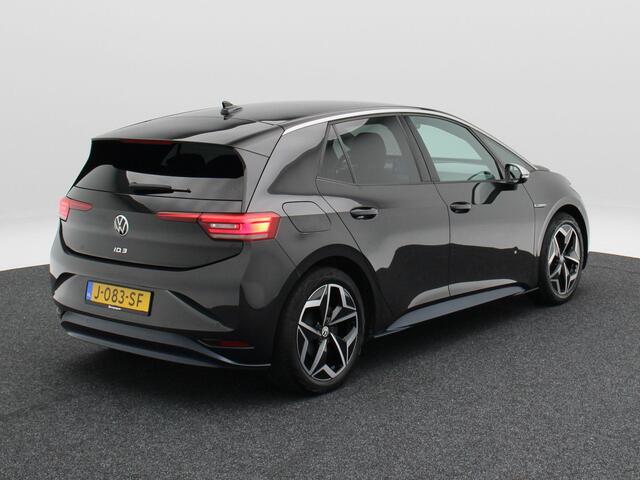 Volkswagen ID.3 First Plus 58 kWh 204 Pk | Stoel/Stuurverwarming | Camera | Climatronic | IQ Light | Carplay | Adaptive cruise | 19 Inch | 8.2647 km !!