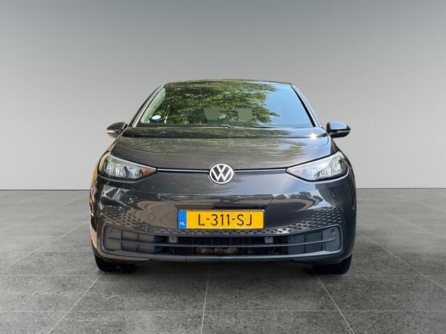 Volkswagen ID.3 Life 58 kWh 204pk Parkeersensoren vóór en achter | Adaptive Cruise Control | Voorstoelen verwarmbaar