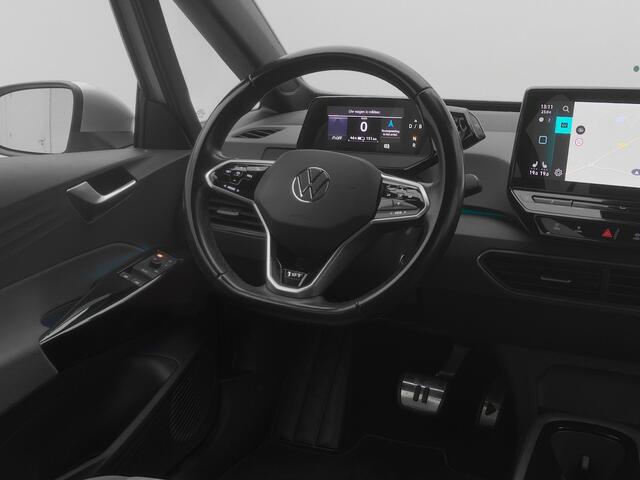 Volkswagen ID.3 First 58 kWh | ADAPTIVE | STOEL- EN STUURVERW.