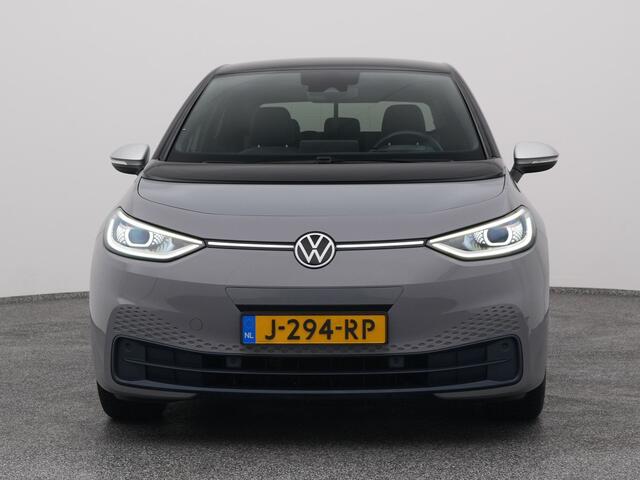 Volkswagen ID.3 First Plus 58 kWh | CAMERA | ADAPTIVE | STOEL- EN STUURVERW.