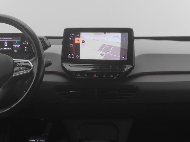 Volkswagen ID.3 First Plus 58 kWh | CAMERA | ADAPTIVE | STOEL- EN STUURVERW.