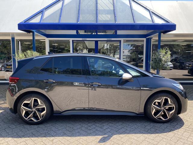 Volkswagen ID.3 First Plus 58 kWh Stoel + Stuur verwarming / ACC / Keyless start + entry