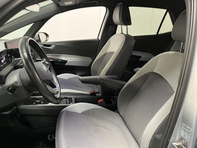 Volkswagen ID.3 Business 58 kWh / 91% SOH/ CAMERA/ PARK. SENSOREN/ TREKHAAK/ 204 PK/ IQ. LIGHT/ RIJ MODI/ KEYLESS/ STOEL-STUURVERWARM./ ADAPT. CRUISE/ APP CONNECT/ NAVI/ CLIMA/ DAB
