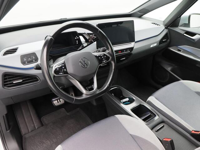 Volkswagen ID.3 First Plus 58 kWh 204 Pk Automaat | Cruise Control | Climate Control | Stoelverwarming | Camera | Carplay | 19 inch | 122.607 Km!!