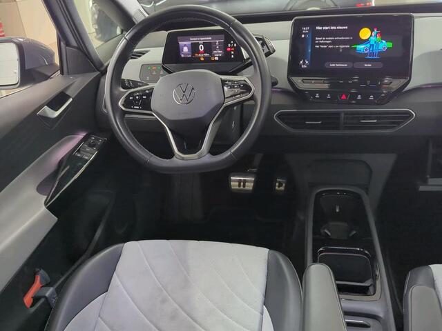 Volkswagen ID.3 Pro Edition Advantage 204pk 58 kWh / Navigatie / Stoelverwarming / Camera / 18" LMV