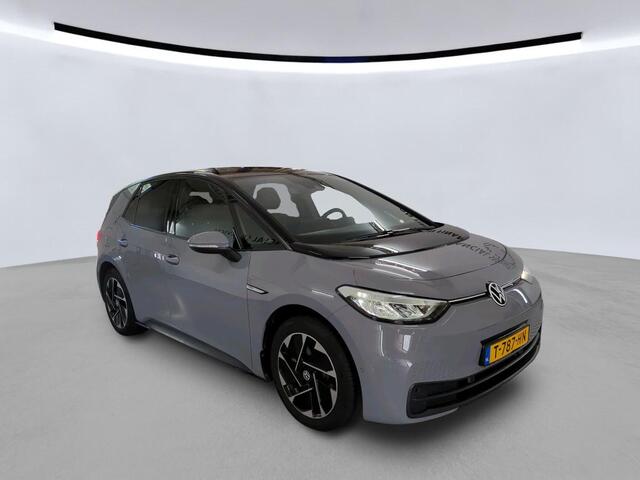 Volkswagen ID.3 Pro Edition Advantage 204pk 58 kWh / Navigatie / Stoelverwarming / Camera / 18" LMV