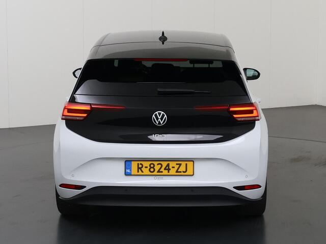Volkswagen ID.3 Pro Edition 58 kWh | Navigatie | PArkeercamera | Stgoelverwarming | Cruise Control Adaptief | Lichtmetalen Velgen 18" |