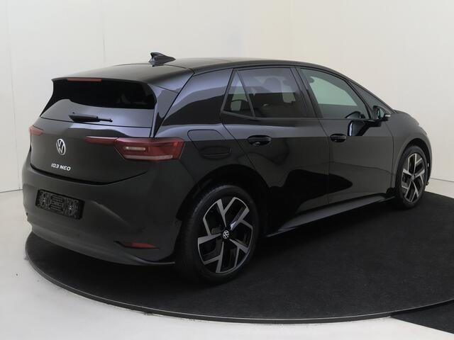 Volkswagen ID.3 Neo Style | Airconditioning automatisch, 2-zone (Climatronic) | Automatische afstandsregeling (Adaptive Cruise Control) | Buitenspiegels elektrisch instel-, verwarm- en inklapbaar