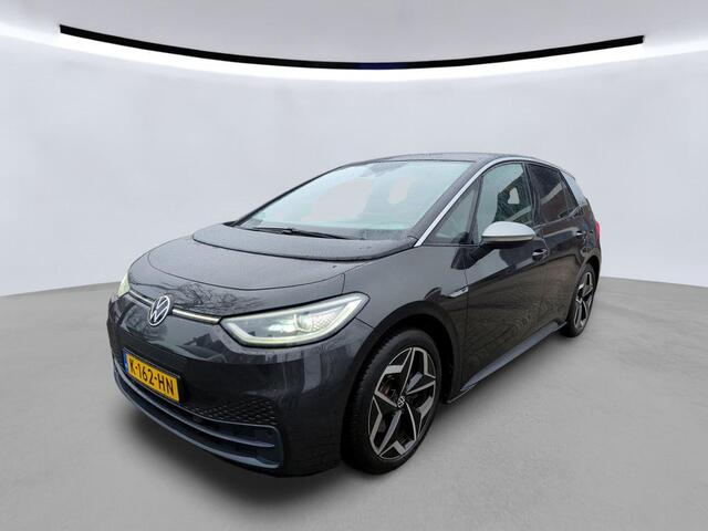 Volkswagen ID.3 First Plus 58 kWh 204pk | Camera | IQ light | Stoelverwarming | Acc