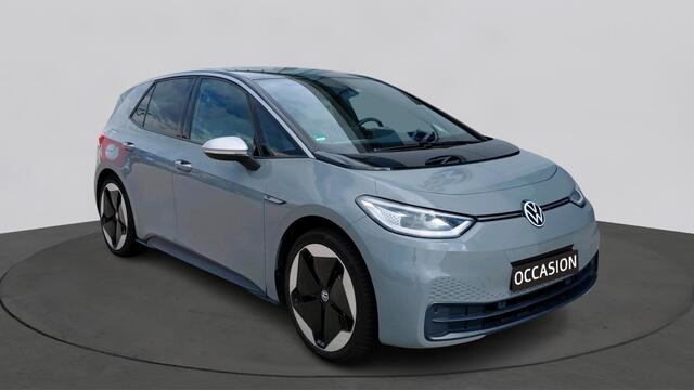 Volkswagen ID.3 First Max 58 kWh | Panoramadak | Steunhaak | Camera | elec. stoelen |