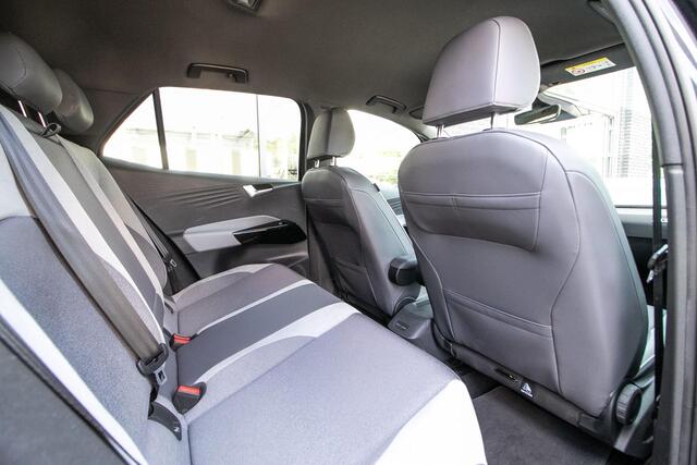 Volkswagen ID.3 First Plus 58 kWh | Fase 3 | Camera | 19" LMV |SOH 84% |