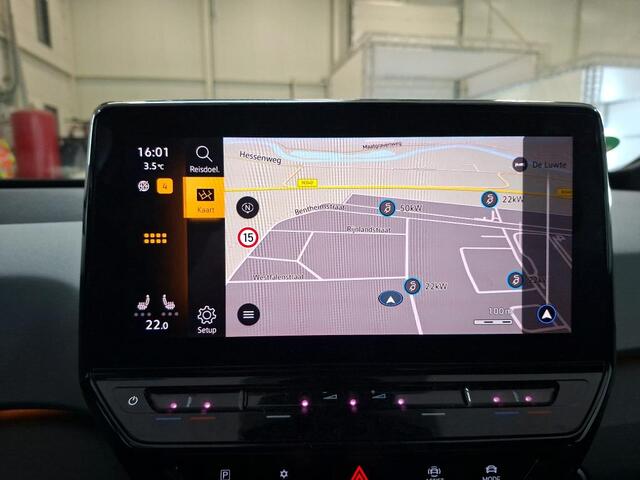 Volkswagen ID.3 Business 58 kWh / SOH 92%/ AUTOMAAT/ PARK.SENSOREN V+A/ CAMERA/ STOELVERWARMING/ KEYLESS/ DIGITAL DASH/ NAVI/ CLIMA/ LED/ 18'' LMV