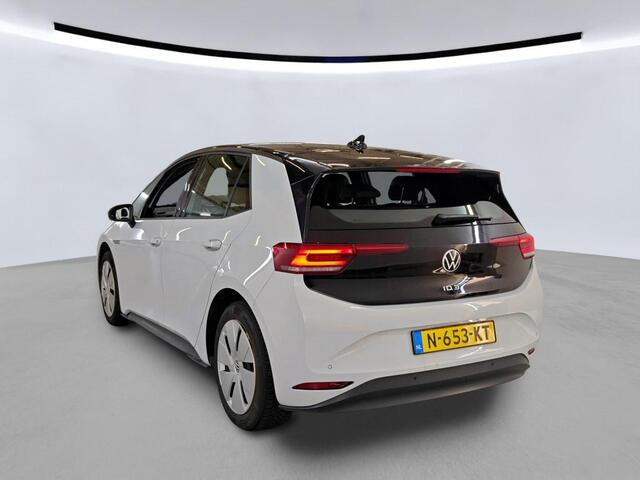 Volkswagen ID.3 Pro 58 kWh / SOH 91%/ AUTOMAAT/ PARKEER SENSOREN/ STOELVERWARMING/ KEYLESS/ DIGITAL DASH/ NAVI/ CLIMA