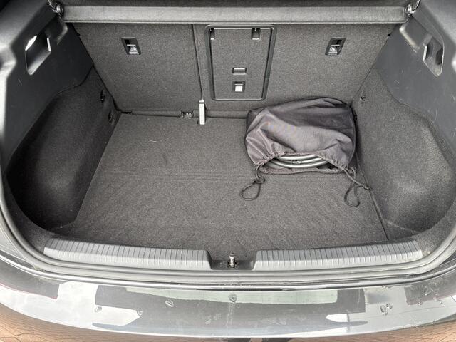 Volkswagen ID.3 Pro Performance 62 kWh Business CAMERA/KEYLESS/ADAPT.CRUISE/NAVI/PDC/WINTERPACK