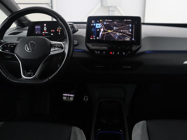 Volkswagen ID.3 First Plus 58 kWh | SOH 88,1% | Adaptive cruise | Stoelverwarming | Climate control | Sfeerverlichting | Carplay | Camera | Park assist