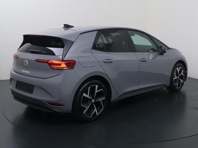Volkswagen ID.3 Neo Life 50 kWh accu 125 kW / 170 PK Hatchback | Steunhaak | Navigatie Innovision Pro Max | Comfort pakket |