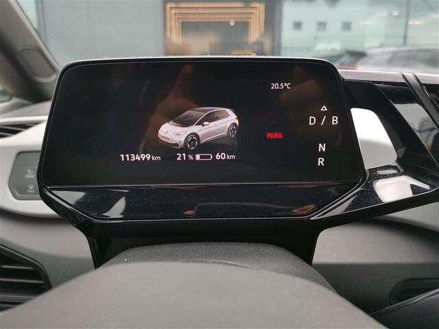 Volkswagen ID.3 First Plus 58 kWh / SOH 90%/ AUTOMAAT/ CRUISE/ PARK.SENSOREN V+A/ CAMERA/ STOELVERWARMING/ DIGITAL DASH/ NAVI/ CLIMA/ LED