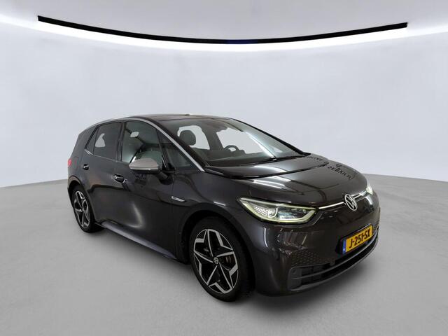Volkswagen ID.3 First Plus 58 kWh / SOH 90%/ AUTOMAAT/ CRUISE/ PARK.SENSOREN V+A/ CAMERA/ STOELVERWARMING/ DIGITAL DASH/ NAVI/ CLIMA/ LED