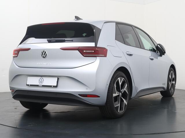 Volkswagen ID.3 Neo Style 58 kWh 140kW / 190pk | Panoramadak | Steunhaak | Elektr. verst. Ergo-stoelen | Head-up display | Area View 360 graden camera |