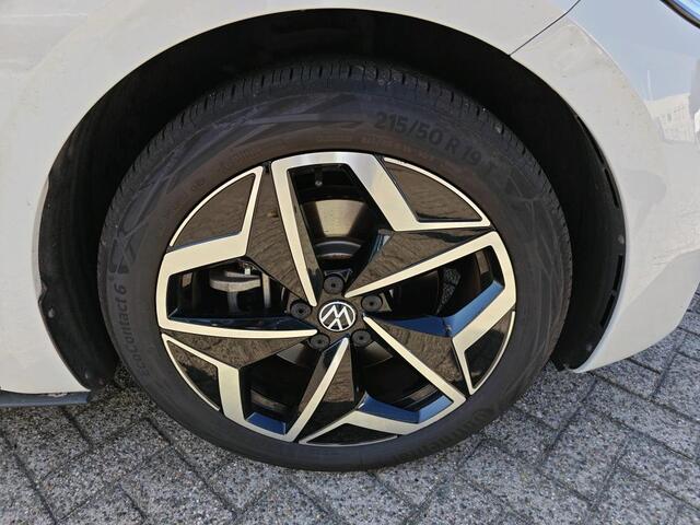 Volkswagen ID.3 Pro S 77 kWh 204pk / Navigatie / Warmtepomp / Camera / Matrix LED / Wordt Verwacht