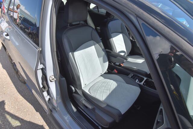Volkswagen ID.3 Pro Advantage 58 kWh , SOH 92.67 % , ST+STUUR VERW , A UITRIJ CAM , NAVI , CLIMATR ,