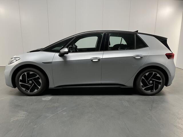 Volkswagen ID.3 Pro Performance / SOH 94%/ AUTOMAAT/ WARMTEPOMP/ 204PK/ PARK.SENSOR.V+A/ CAMERA/ STUUR+STOELVERWARM./ APP-CONNECT/ ACC/ RIJ-MODI/ DIGITAL DASH/ DAB/ CLIMA/ 18'' LMV