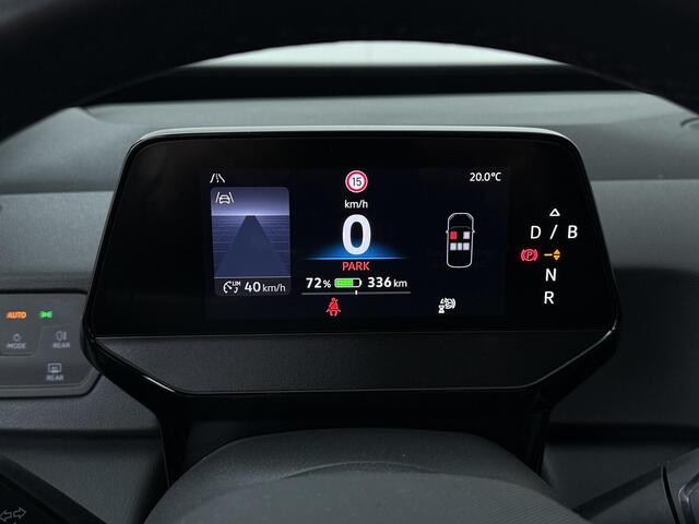 Volkswagen ID.3 Pro Business 59 kWh | 231 PK | SoH 99% | Warmtepomp | Adaptive Cruise Control | Achteruitrijcamera | Climate control | Matrix LED | Keyless Entry | Draadloze telefoonlader | Navigatiesysteem | Parkeersensoren | Sfeerverlichting | Stuur- & Stoelverwarming | Apple Carplay / Android Auto |
