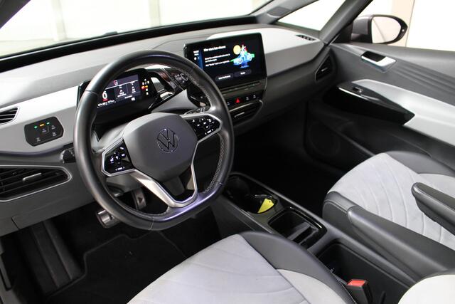 Volkswagen ID.3 Pro Edition 58 kWh Navigatie | Warmtepomp | 18" 'East Derry' | Keyless |