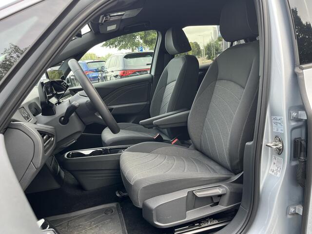 Volkswagen ID.3 Pro 59 kWh (Trekhaak,360 Camera,IQ)