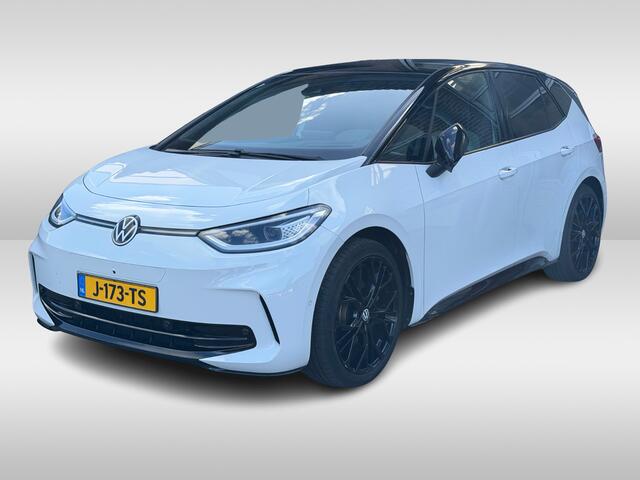 Volkswagen ID.3 First Max 58 kWh / SOH 92,3% / Full option! / Panoramadak / Camera / Head-up / Keyless / 20'' / ACC / Dodehoek / Elektr. stoelen / Massage / Navigatie / Stuurverwarming