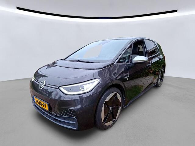 Volkswagen ID.3 204 pk First Max 58 kWh / Panoramadak / Navigatie / LED verlichting / 20"LM velgen / Camera / App-connect trans
