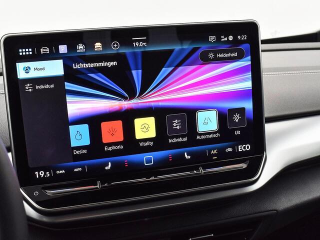 Volkswagen ID.4 Pro 77 kWh accu 210 kW / 286 pk SUV Elektr. aandrijving · Assistance pakket · Comfort pakket · Multimedia pakket · Trekhaak ·